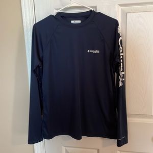 Ladies Columbia long sleeve large PFG shirt